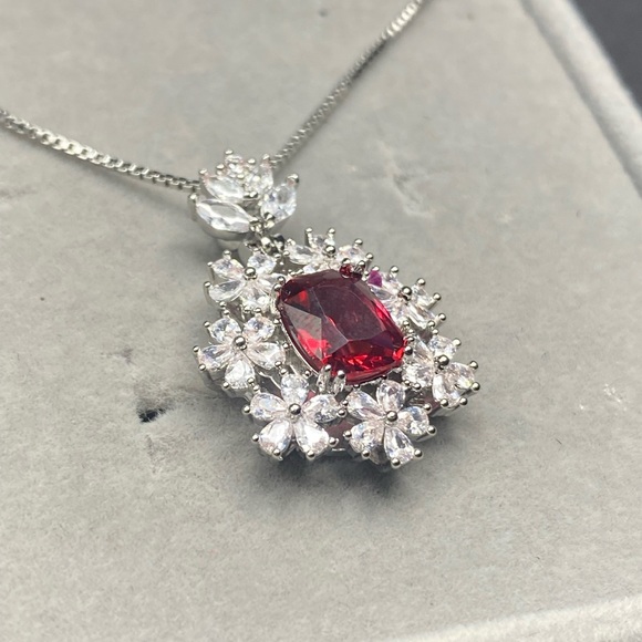 Victorian style Imitation Pigeon Blood Red Ruby Necklace Pendant - Picture 14 of 16